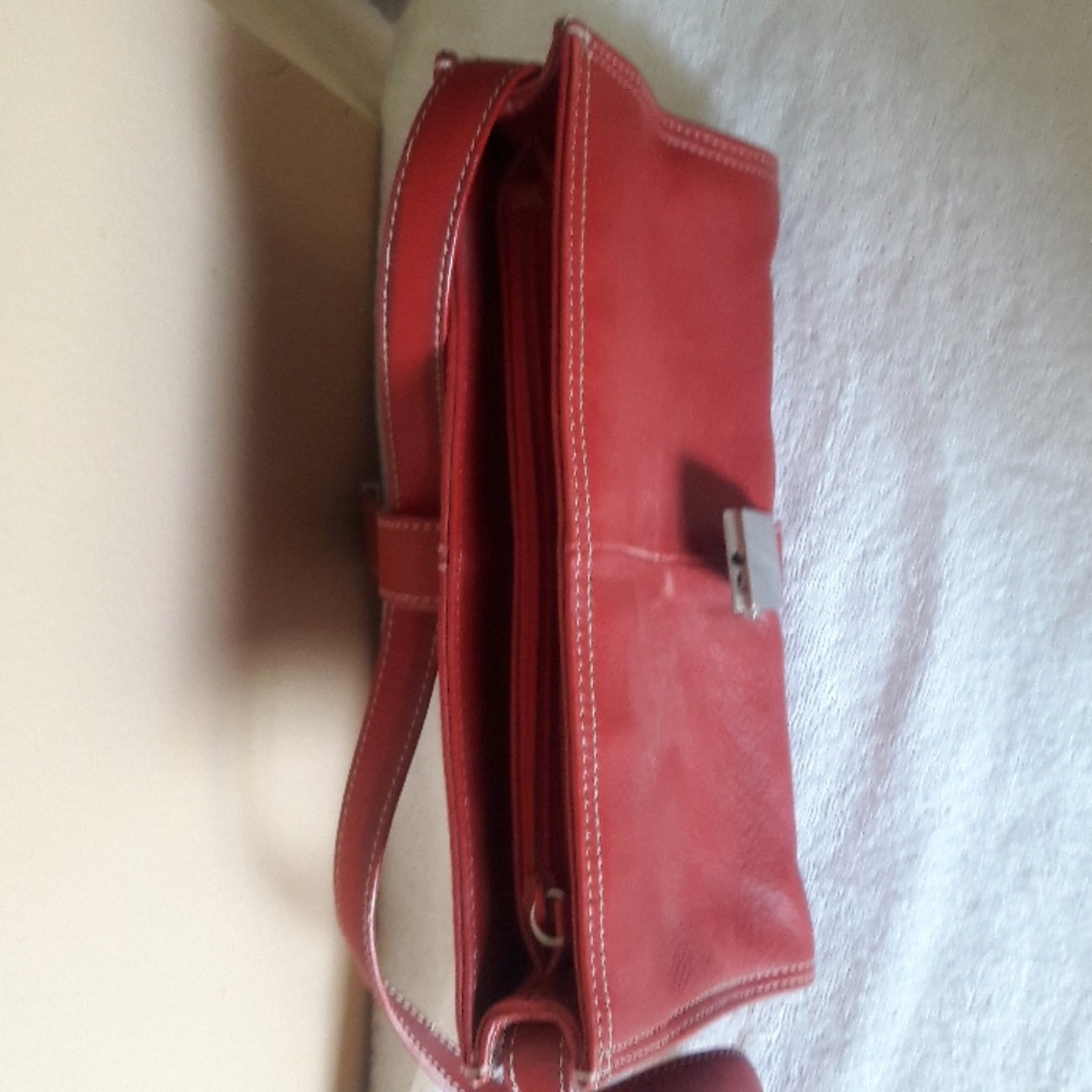 Kenneth Cole Red Handbag - Picture 4 of 4